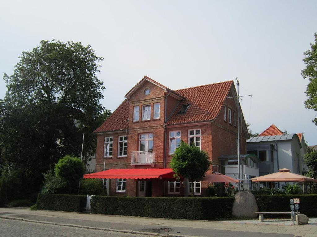Hotel Bergedorfer Hoehe Hamburg Exterior photo