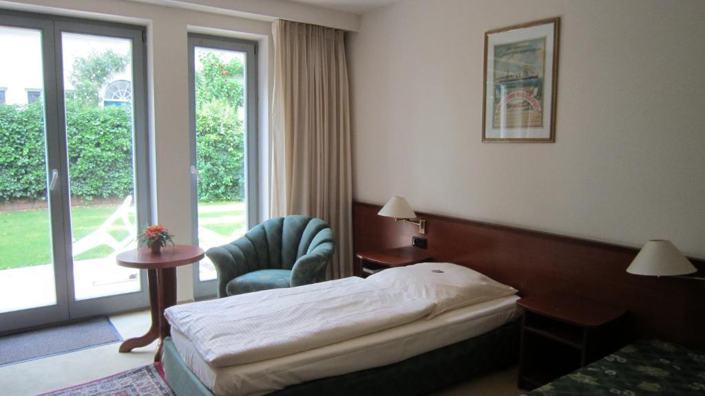 Hotel Bergedorfer Hoehe Hamburg Exterior photo